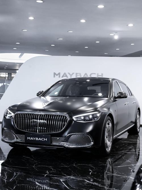 重庆78岚图汽车的售后服务让用户无忧出行，迈巴赫未来的豪华车趋势